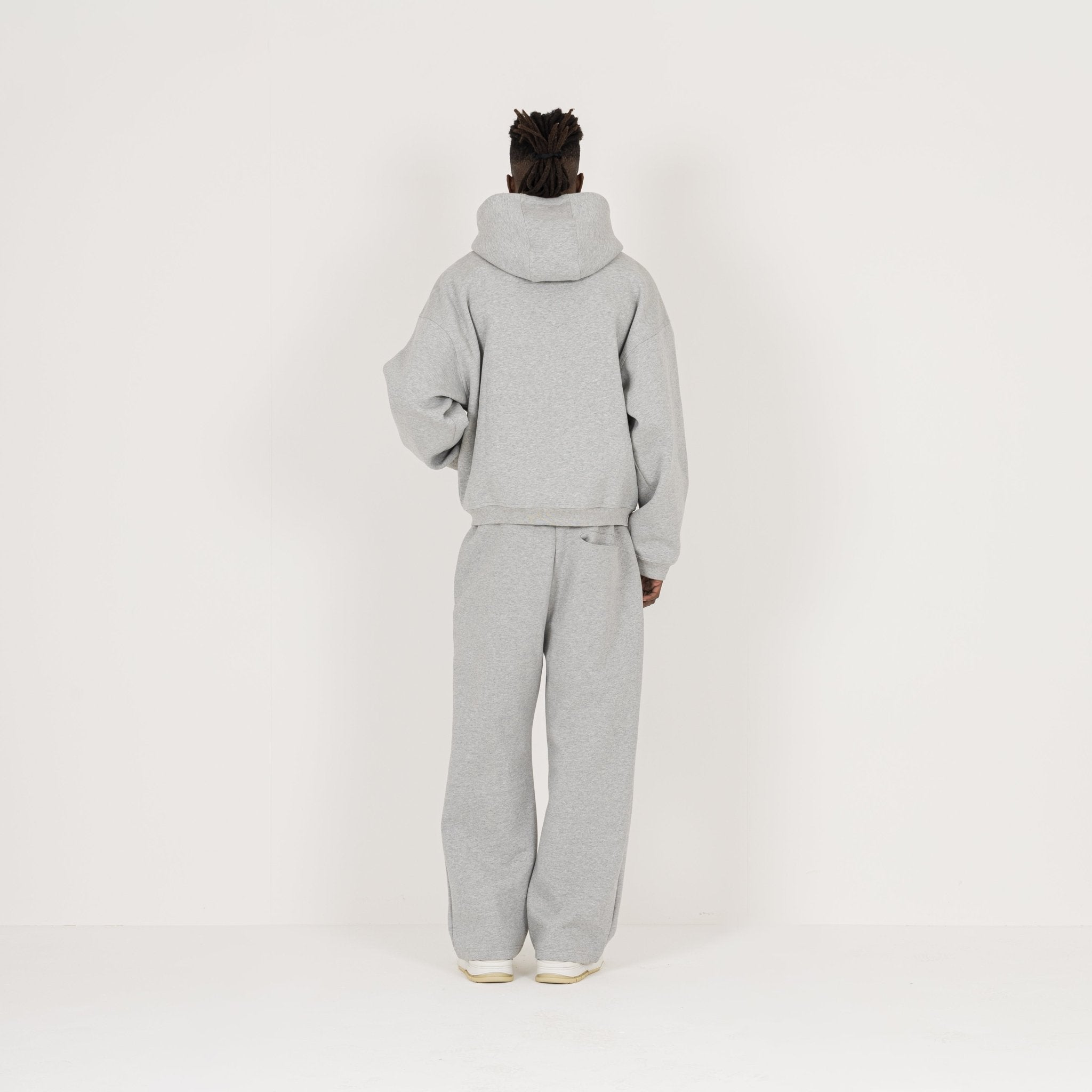 Model Back view of Destructive Sculpt Slate Marl Fleece Jacket